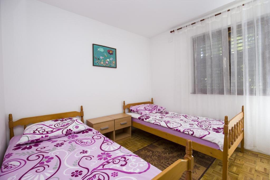 Apartman Laurus Malinska Luaran gambar